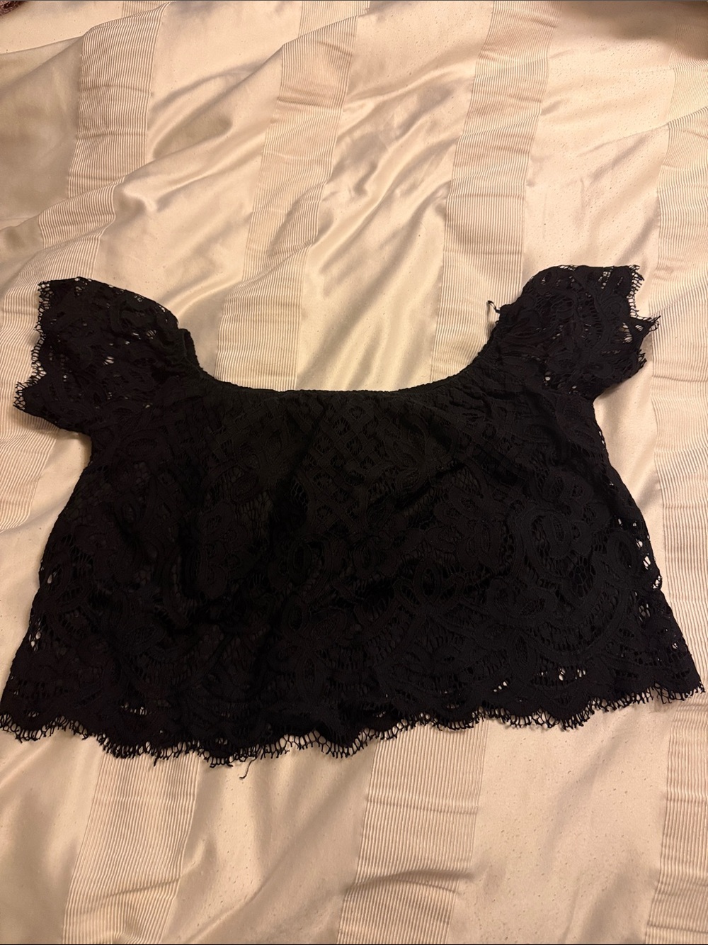Black Lace Off-Shoulder Crop Top - Women's